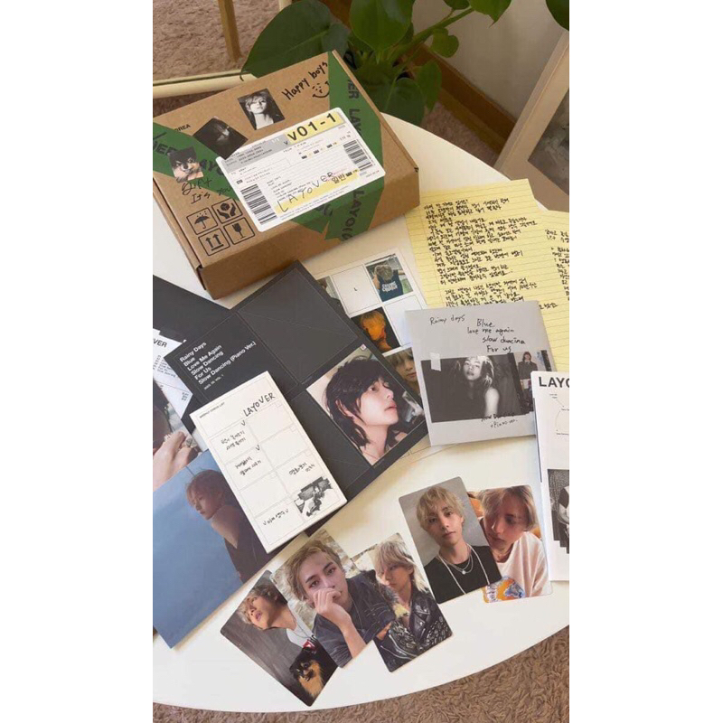 Album BTS V Taehyung Layover K.D - KPOP SHOP Nguyên Seal