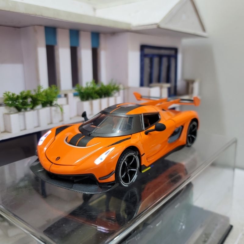 Mô hình xe Koenigsegg Jesko tỉ lệ 1/24 có còi, đánh lái, có nhún và chạy cót