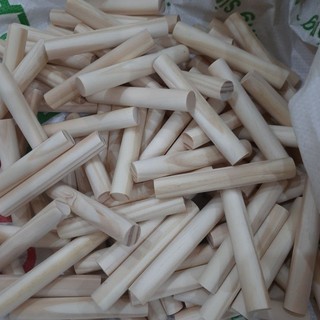 ( Thanh Lý) Gỗ Thông Tròn Phi 15 Ngắn 10-13cm