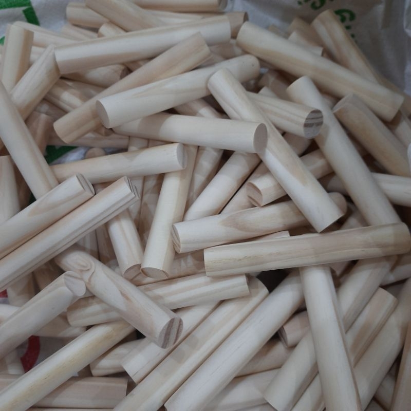 ( Thanh Lý) Gỗ Thông Tròn Phi 15 Ngắn 10-13cm