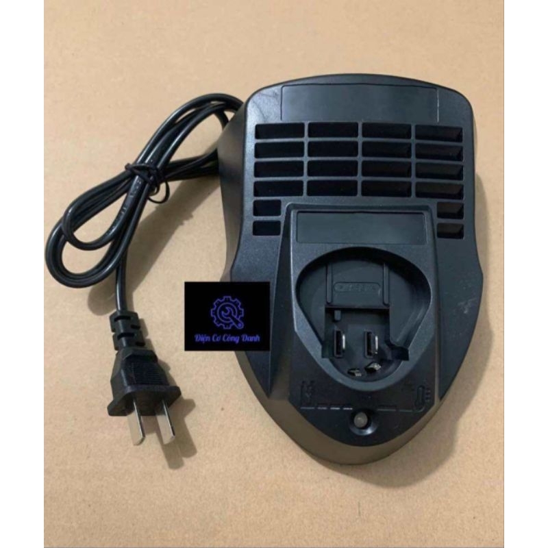 Đế sạc pin Bosch. dùng cho pin 12v