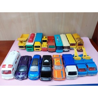 Xe mô hình Tomica cũ chỉ dành cho custom