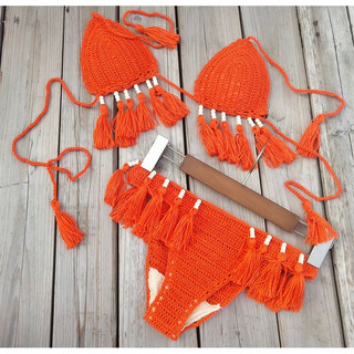 Set bikini phối tua rua sexy Bikini len móc thủ công.