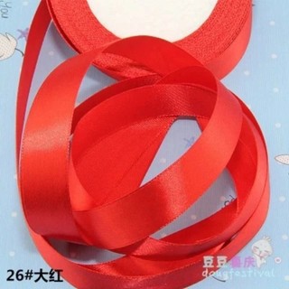 cuộn ruy bang lụa đỏ
