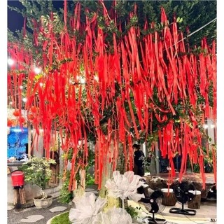 cuộn ruy bang lụa đỏ