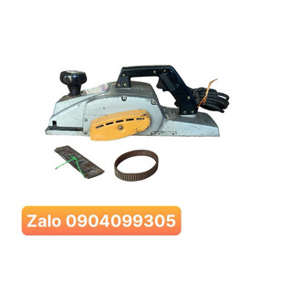 Bào gỗ Makita xài điện 100 volt,lưỡi 136mm