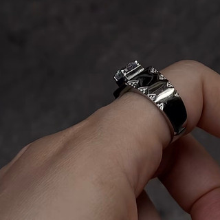NHẪN HỘT LẤP LÁNH TITAN KHÔNG RỈ