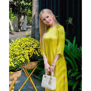 Áo dài gấm Liên Hoa xanh bơ