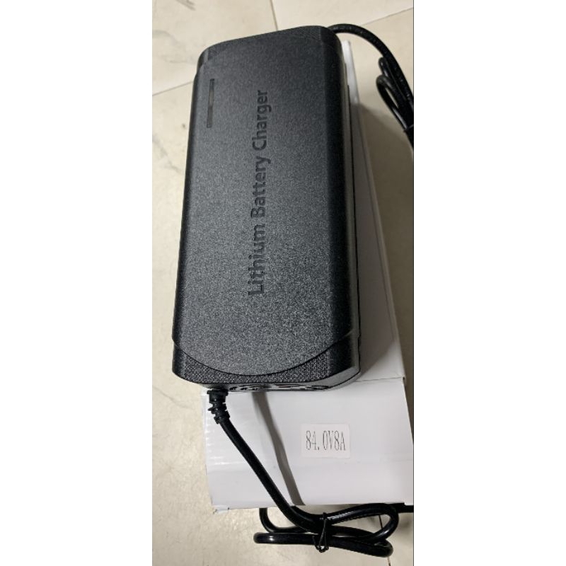 Sạc pin Lithium 3.7v 84v 8A.