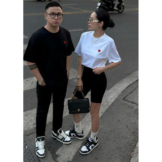 ÁO PHÔNG THÊU TIM ĐỎ
