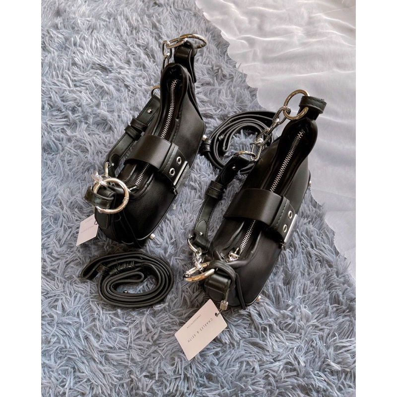 Cê ka Kẹp Nách Khóa Phối Kèm Dây Dài Đeo Chéo Sẵn 2 Màu Đen - Nâu