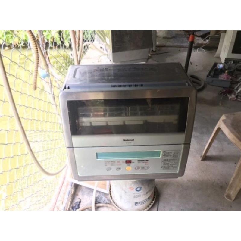 máy rửa bát nhật bãi 100v