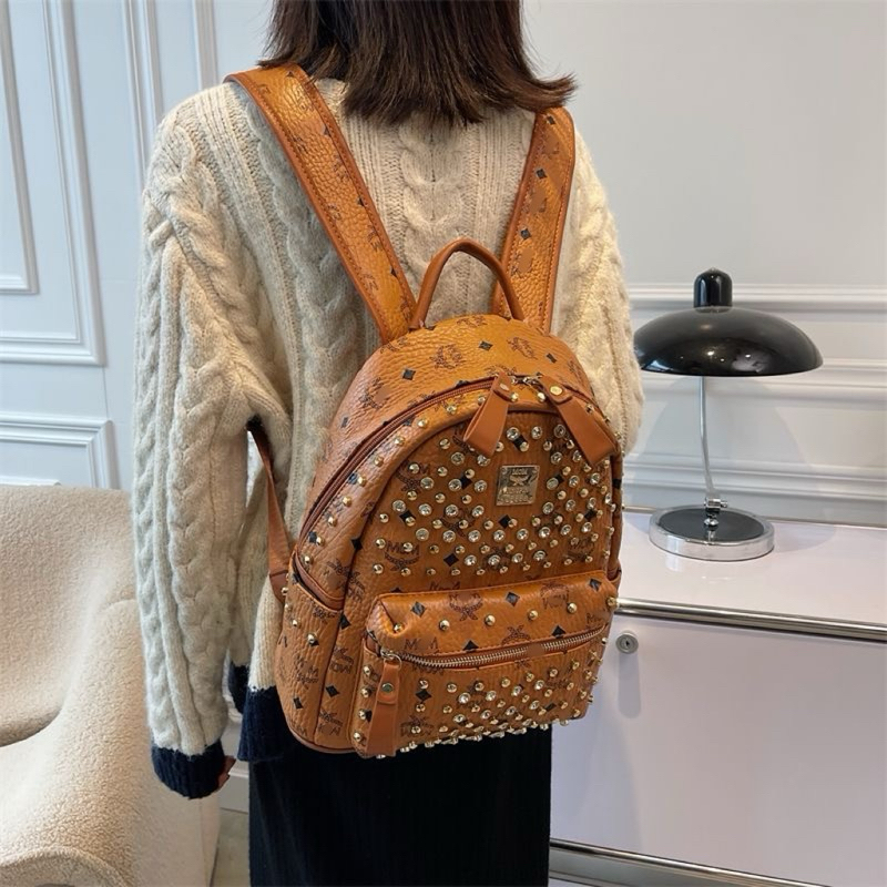 (SẴN HỒNG,NÂU)Balo đính đá 2 size vừa A4💋