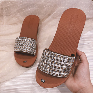 quai ngang đế đúc cao 5 cm quai đính xoàn đá- đế chống trơn trượt, bảo hành quai 3 tháng