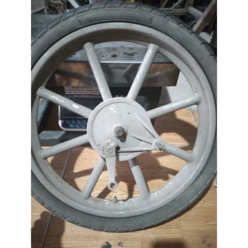 Vành đúc sau xe dream - wave bằng sắt hàng cũ zin tháo xe