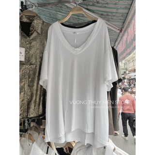 Siêu phẩm hot quanh năm - Áo phông cổ tim chất xịn kèmảnh thật đủ size SM full màu . Chiều dài 65cm chất đẹp giá rẻ nhất