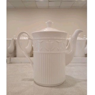 Bình trà cao sứ Minh Long 0.8 lít - Trắng ngà