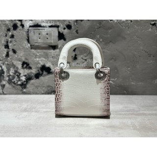 TÚI CD LADY BẠCH TẠNG SZ17 TAG ĐÁ
