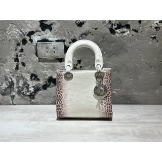 TÚI CD LADY BẠCH TẠNG SZ17 TAG ĐÁ