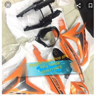 Yamha - dàn áo xe exciter 150 màu cam luôn tem hàng zin chính - vjc sài gòn