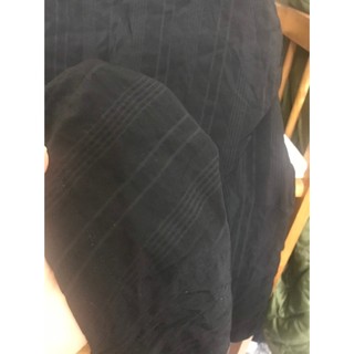 Váy đen bigsize kiểu lạ