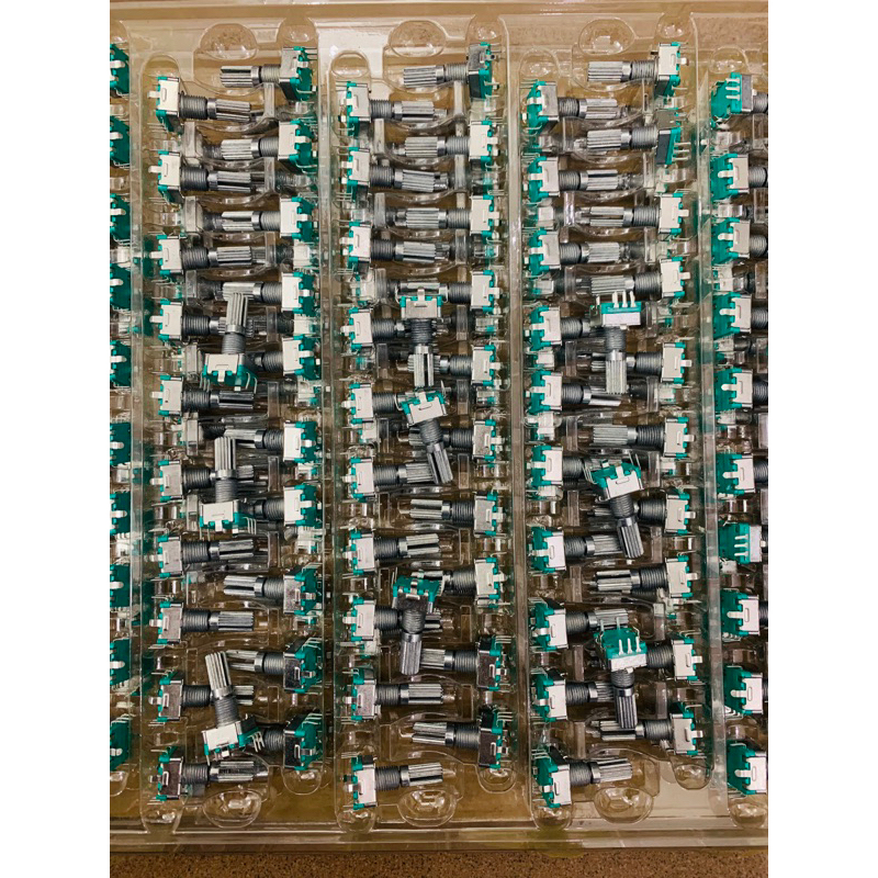 Chiết áp vô cực 5c nhỏ cán tròn dài 20mm ốc cố bi