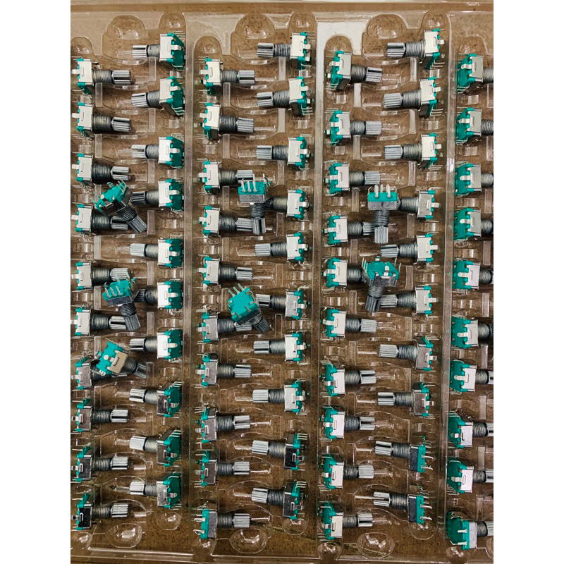 Chiết áp vô cực 5c nhỏ cán tròn ngắn 15mm ốc có bi