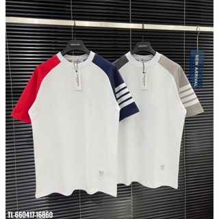 Áo thun Thom Browne 4 sọc phối vai thiết kế hot trend Nam Nữ Siêu Đỉnh 2024