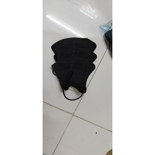 thùng 100 chiếc khẩu trang 5D ( màu đen)(màu trắng)