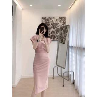 Đầm ôm sát thiết kế thắt eo sang chảnh