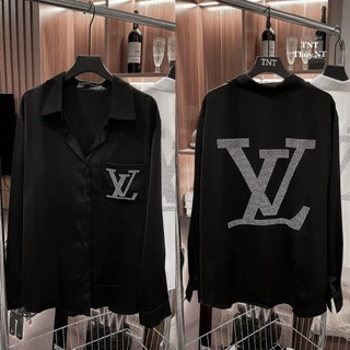 Sơ Mi LV Nạm Đá Chất Lụa Óng, Áo Sơ Mi Nữ LV Đính Đá Lụa QC