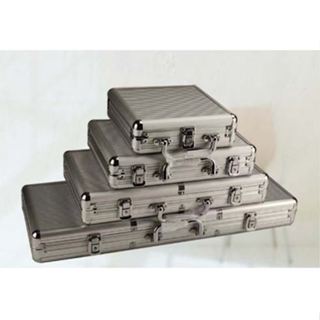 Vali nhôm cao cấp đựng chip, phỉnh poker 300 500 chip CHỈ CÓ VALI KHÔNG CÓ CHIP