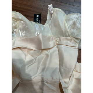 Pass váy tafa trắng phối tiểu thư new