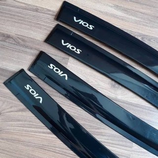 Vè che mưa đen thái vios 2014-2018 phụ kiện theo xe