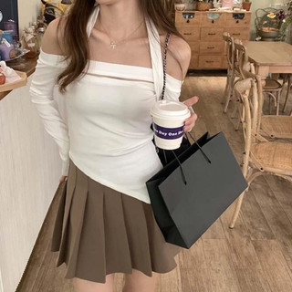 Pass/thanh lý Áo ngắn hở vai dệt kim kế phối dây mảnh thời trang Hàn Quốc nữ tính