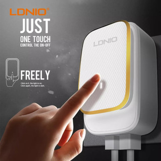 Sạc 4 cổng ldnio a4405 kiêm đèn ngủ cảm ứng