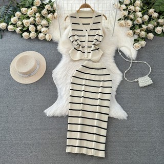 #4678 [Order] Set thời trang Quảng Châu len dệt gồm áo không tay cổ V + chân váy ôm kẻ ngang