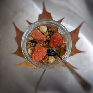 Maple Granola 150g 🍓 Strawberry 🥥 Macapuno ∙ Raspberry