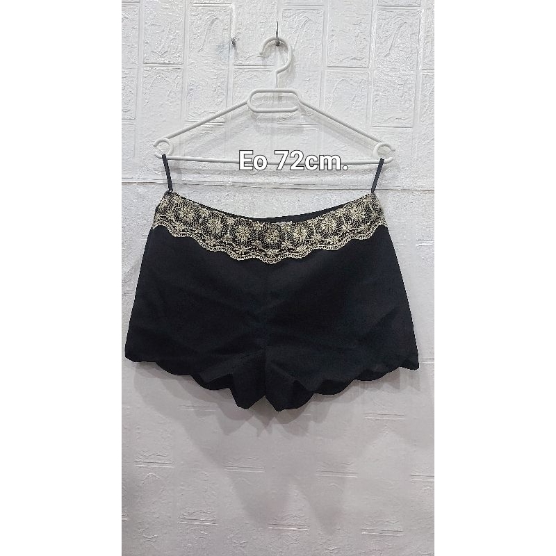 Quần soóc lưng cao nhiều size.