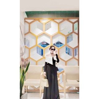 áo thun chủ shop mặc