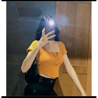 áo thun nữ nút bấm croptop vạt bầu mc