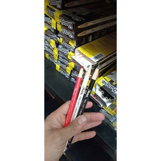 Chì đá sharpie đỏ trắng đen dùng trong phun xăm thẩm mỹ