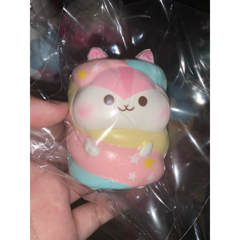 Squishy chính hãng Popular Poli còn tag có lỗi nhẹ (ib xem lỗi)