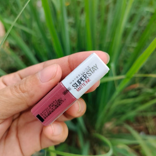 Son Kem Lì 16H Lâu Trôi Maybelline New York Super Stay Matte Ink Lipstick size mini 2.7ml