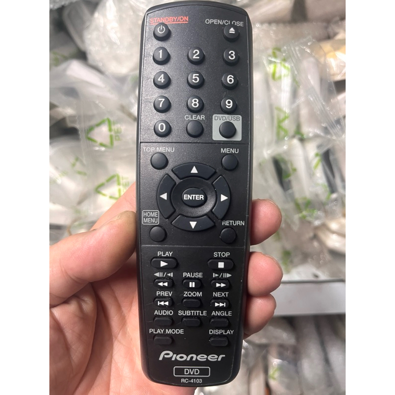 điều khiển đầu dvd Pioneer hàng chính hãng.