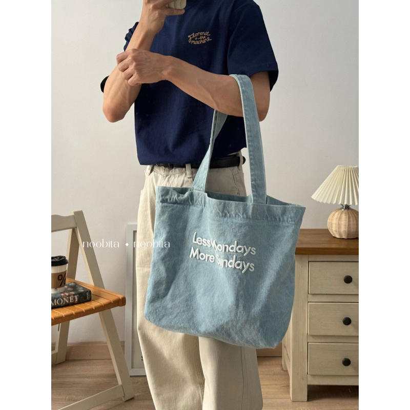 NOOBITA - Túi tote vải jean thêu chữ 2679