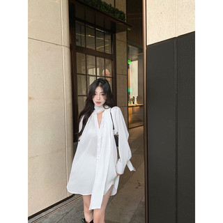 Áo sơ mi vải satin phối dây cổ chocker cách điệu cá tính