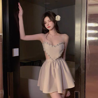 váy xoè quảng châu cao cấp đính đá