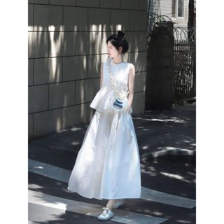 sét 2 chi tiết áo sát nách kèm chân váy xòe