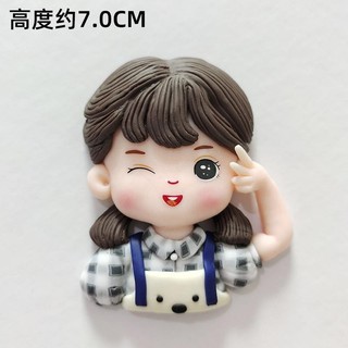 2 tuong-em bé trai,gái mặc áo kẻ caro silicon